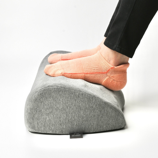 Repose-Pieds Ergonomique Mémoire de Forme | Kumo Foot™
